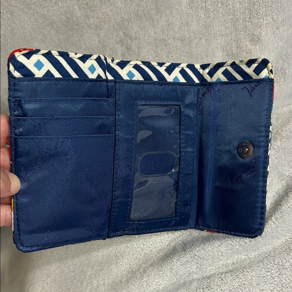 VERA BRADLEY Retired Pattern “Summer Cottage” Kisslock Wallet - Picture 4 of 6